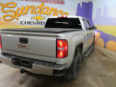 Used 2017 GMC Sierra 1500 4x4 Double Cab w/ Sierra Convenience Package image 8
