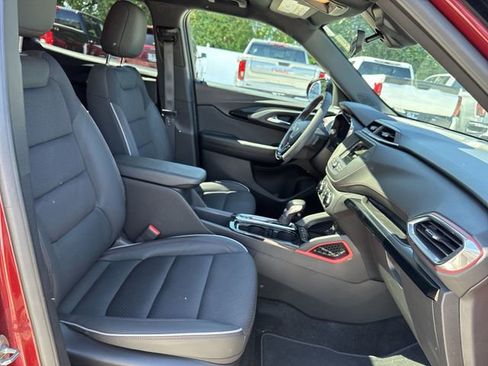 Used 2023 Chevrolet TrailBlazer RS AWD/4WD image 26