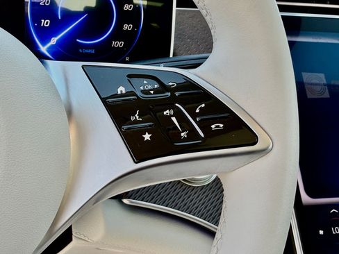 Used 2023 Mercedes-Benz EQE 350+ Sedan image 32