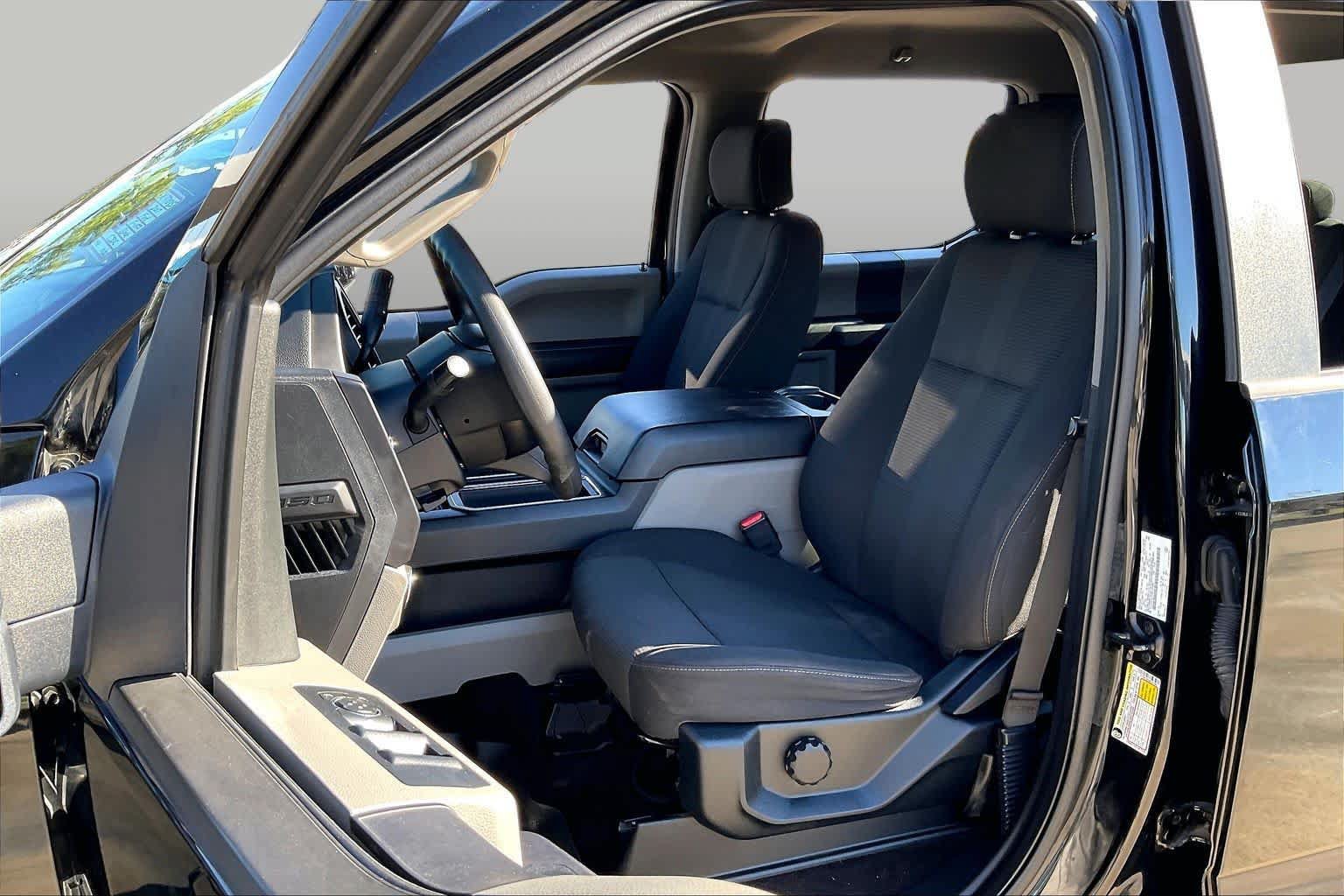 Used 2017 Ford F150 XL w/ Equipment Group 101A Mid AWD/4WD image 8