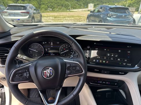 Used 2023 Buick Envision Essence AWD/4WD image 12