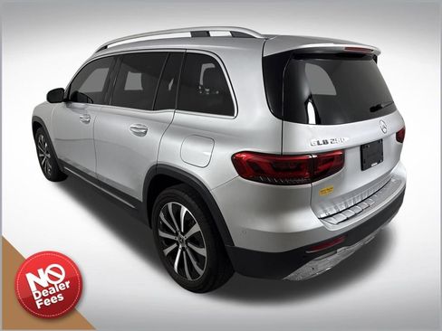 Used 2022 Mercedes-Benz GLB 250 4MATIC image 5