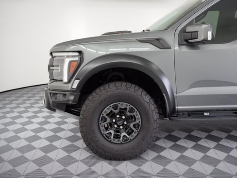 Used 2025 Ford F150 Raptor w/ Equipment Group 803A Raptor R AWD/4WD image 13