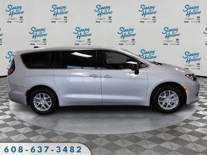New 2026 Chrysler Voyager LX