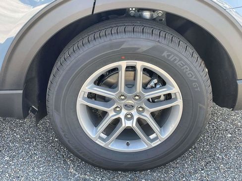 New 2026 Ford Explorer Active w/ Active Comfort Package image 9