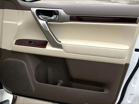 Used 2017 Lexus GX 460 Luxury image 21