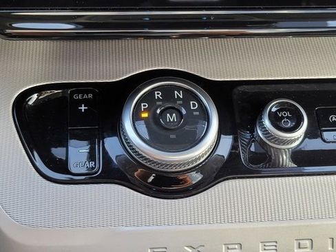 Certified 2025 Ford Expedition Max Active AWD/4WD image 20