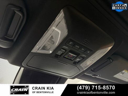 Used 2024 Toyota RAV4 SE w/ Convenience Package image 21