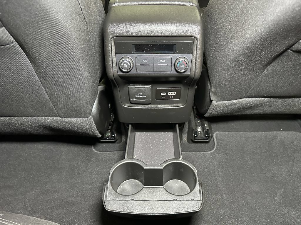 Used 2023 GMC Acadia SLE w/ Driver Convenience Package AWD/4WD image 28