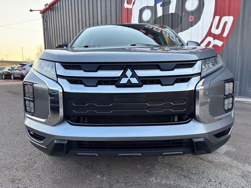 Used 2023 Mitsubishi Outlander Sport LE image 3