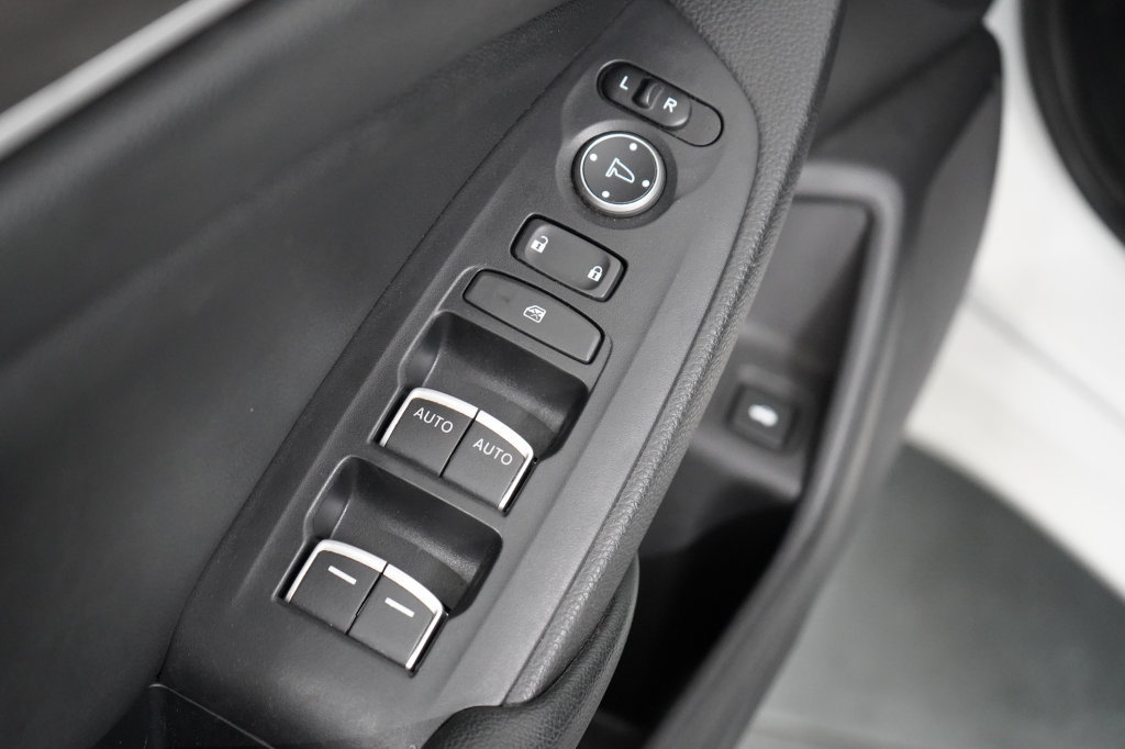 Used 2021 Honda Accord LX image 18