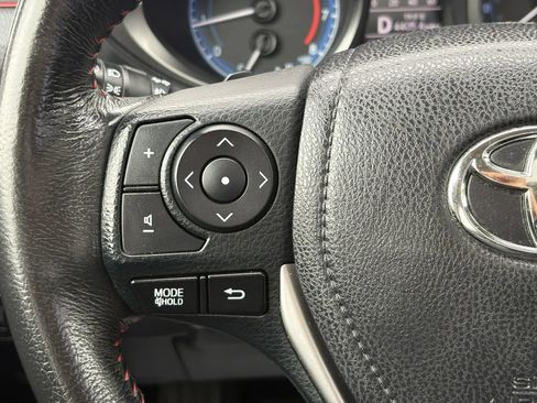 Used 2016 Toyota Corolla S Special Edition FWD image 11