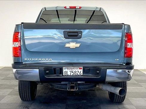 Used 2008 Chevrolet Silverado 2500 LT w/ 1LT Convenience Package AWD/4WD image 3
