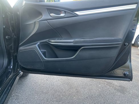 Used 2018 Honda Civic LX image 11