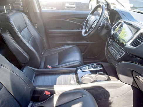Used 2017 Honda Pilot Elite image 19