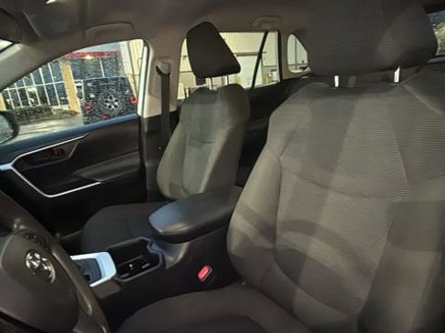 Used 2024 Toyota RAV4 LE image 28