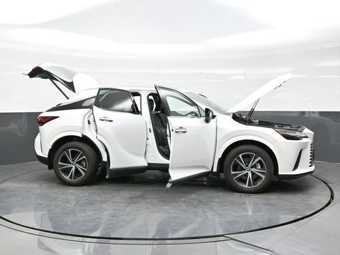 Used 2023 Lexus RX 350h w/ Cold Area Package AWD/4WD image 44