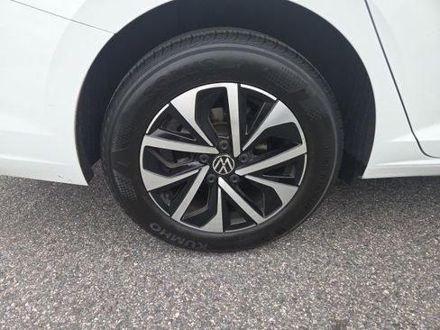 Used 2024 Volkswagen Jetta S image 22