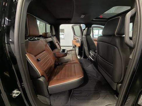 Used 2024 GMC Sierra 1500 Denali Ultimate AWD/4WD image 16