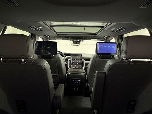 New 2026 GMC Yukon Elevation w/ Elevation Premium Package image 10