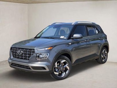 New 2025 Hyundai Venue SEL