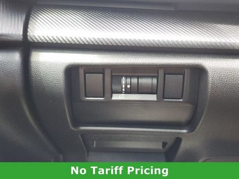 Used 2024 Subaru Crosstrek 2.5i Limited AWD/4WD image 21