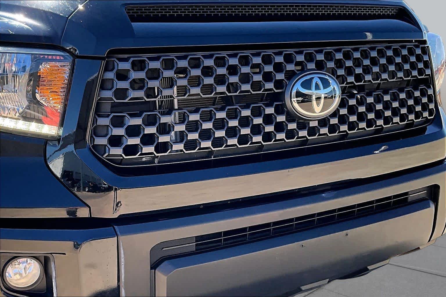 Used 2021 Toyota Tundra SR5 w/ SX Package AWD/4WD image 28