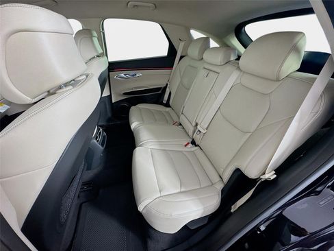 New 2026 Genesis GV70 2.5T AWD/4WD image 22