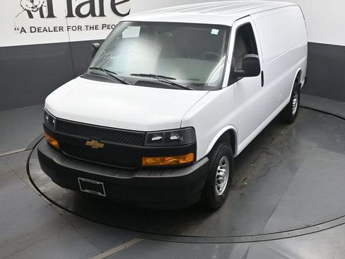 New 2026 Chevrolet Express 2500 w/ Driver Convenience Package RWD image 24