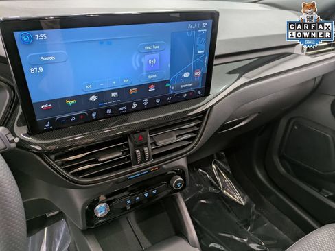 Used 2023 Ford Escape ST-Line w/ Tech Pack #1 AWD/4WD image 13