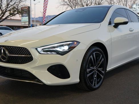Used 2025 Mercedes-Benz CLA 250 w/ Exclusive Package image 7
