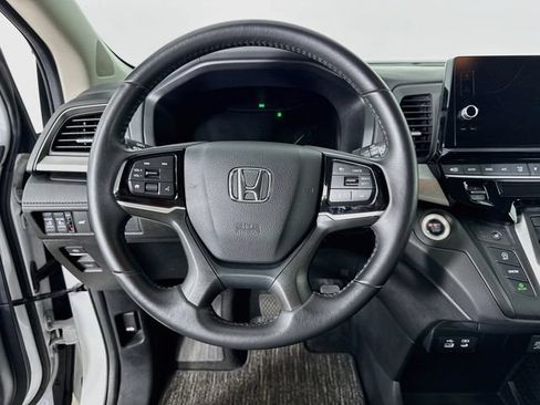 Used 2025 Honda Odyssey EX-L image 12