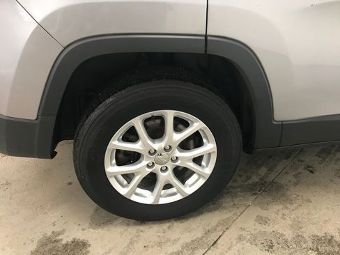 Used 2014 Jeep Cherokee Latitude image 43