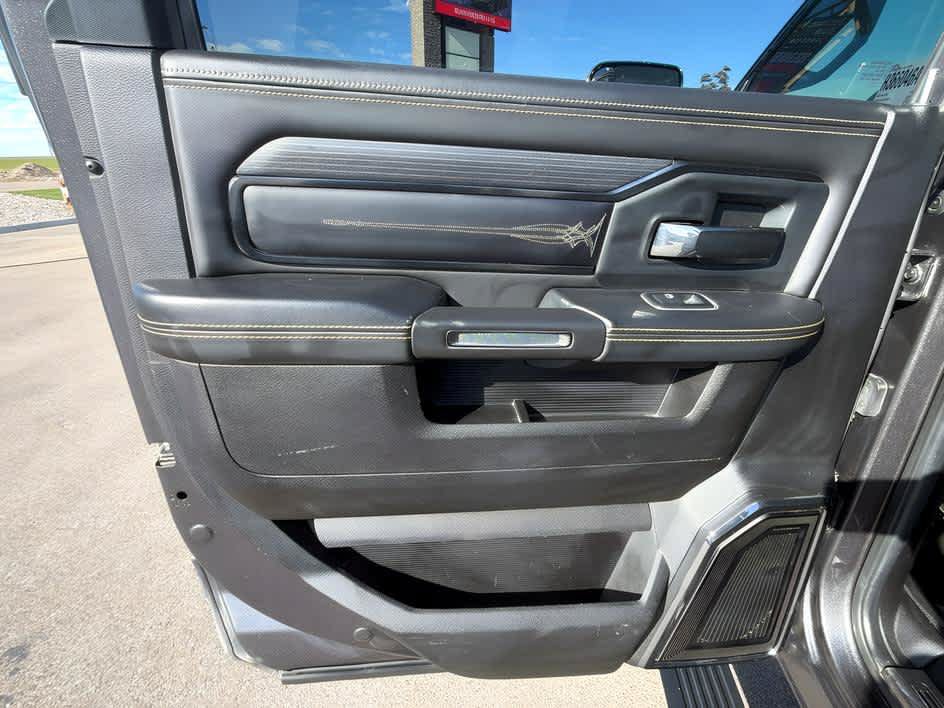 Used 2022 RAM 2500 Limited AWD/4WD image 18