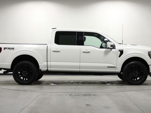 Used 2024 Ford F150 Platinum w/ FX4 Off-Road Package image 3