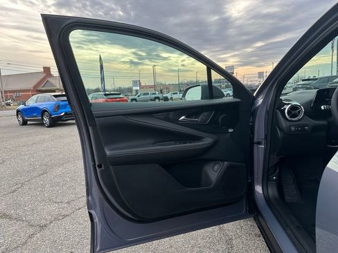 New 2026 Chevrolet Blazer EV LT image 13