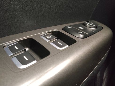 Used 2019 Kia Sportage LX FWD image 27