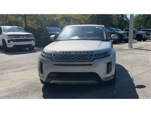 Used 2023 Land Rover Range Rover Evoque SE AWD/4WD image 3