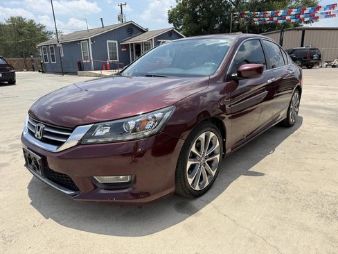 Used 2013 Honda Accord Sport image 3