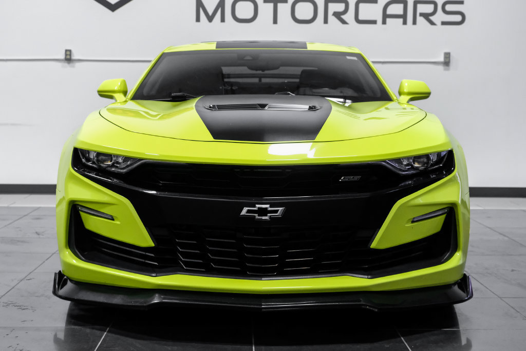 Used 2019 Chevrolet Camaro SS RWD image 6
