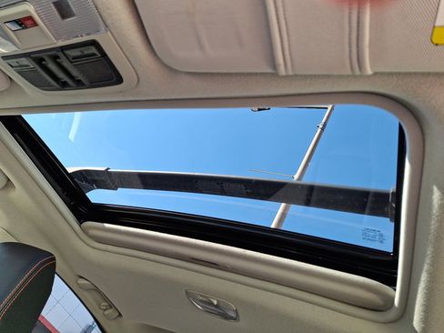 Used 2016 Subaru Crosstrek 2.0i Limited image 13