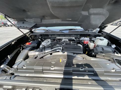 Certified 2025 Chevrolet Silverado 2500 High Country w/ High Country Premium Package AWD/4WD image 31