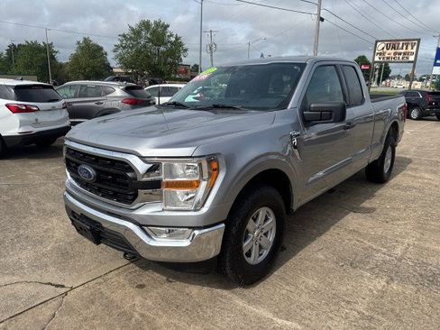 Used 2022 Ford F150 XLT w/ Equipment Group 301A Mid AWD/4WD image 4