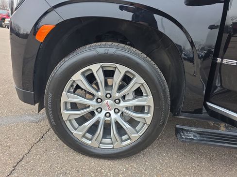 Used 2023 GMC Yukon XL Denali w/ LPO, Floor Liner Package image 39