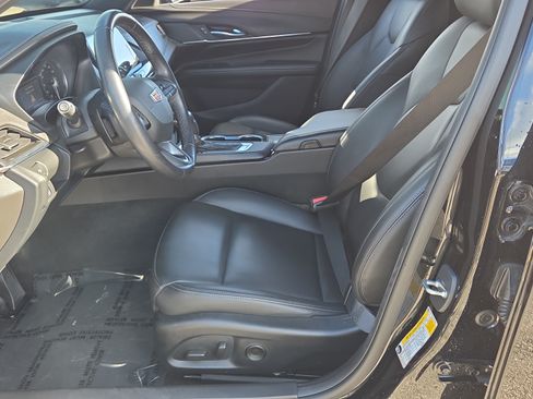 Used 2023 Cadillac CT4 Luxury RWD image 9