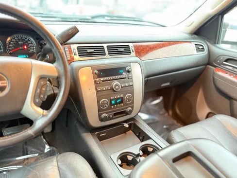 Used 2012 GMC Sierra 2500 SLT w/ Snow Plow Prep Package AWD/4WD image 18