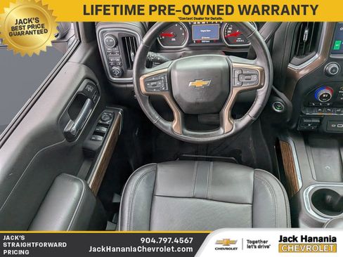 Used 2022 Chevrolet Silverado 1500 High Country w/ Technology Package image 16