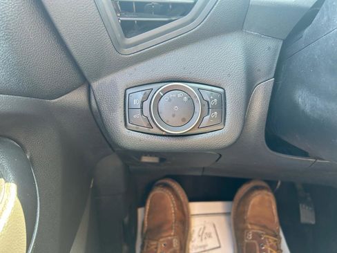 Used 2018 Ford Escape SE image 27