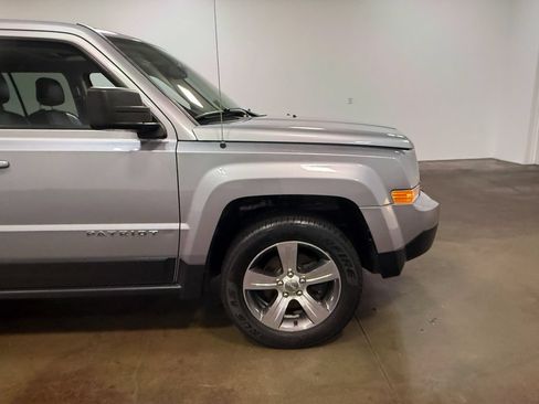 Used 2017 Jeep Patriot High Altitude AWD/4WD image 31