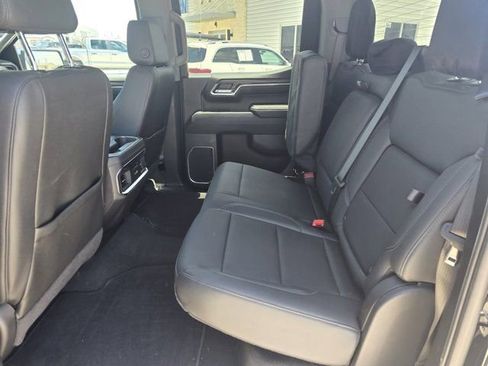 Used 2024 GMC Sierra 1500 SLT w/ SLT Premium Package RWD image 9